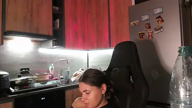 delightful_sofi webcam