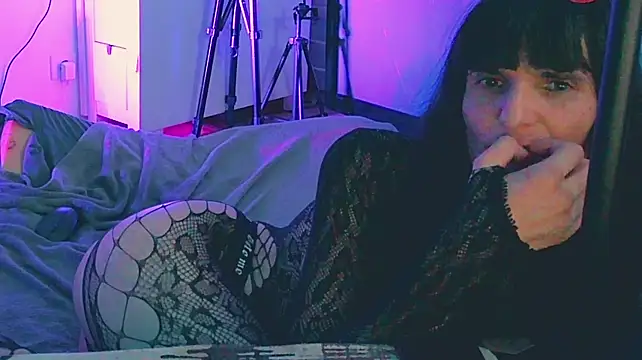 CeriseLapine webcam