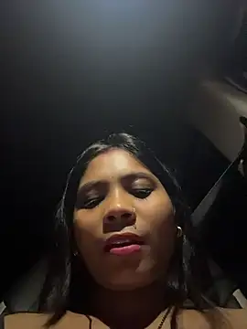 RedQQueen webcam