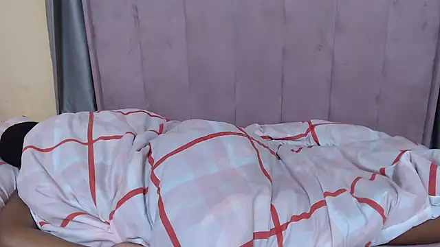 HornyChocoX webcam