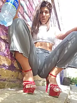 yuky_ta (F milf) - QUICKLY NAKED & CREAMY PUBLIC/VOYEUR