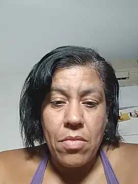 Molly_newman6 live cam on StripChat