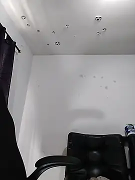 LucyDiamonds1 webcam