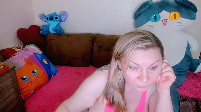 KerryBlareX live cam on StripChat