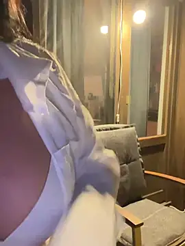 LunnaVey webcam