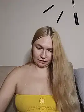 KisaVixen live cam on StripChat