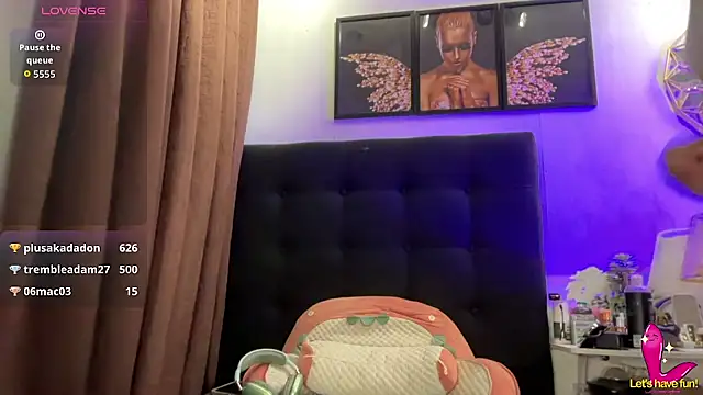Sweet_Khimmy live cam on StripChat