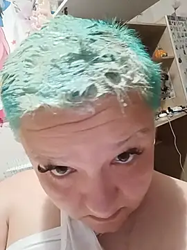 web cam nude Tina Mirabella