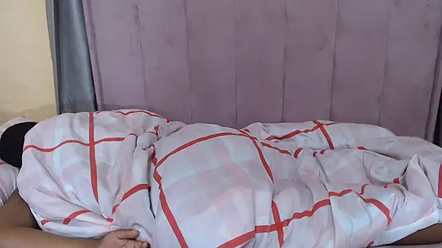 HornyChocoX webcam