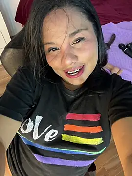 Rashell1_Queen webcam