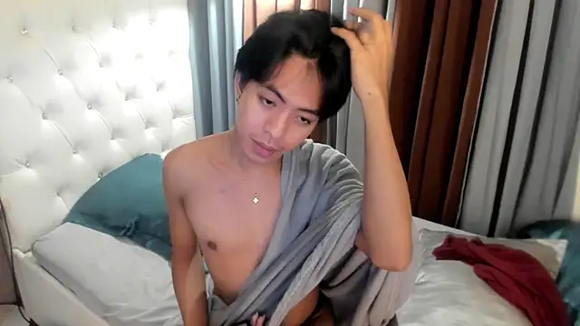 davincihugecock live sex cam