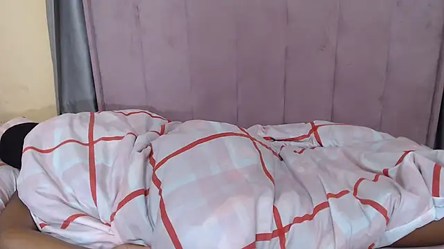 HornyChocoX webcam