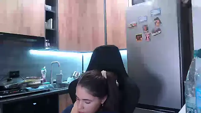 delightful_sofi webcam