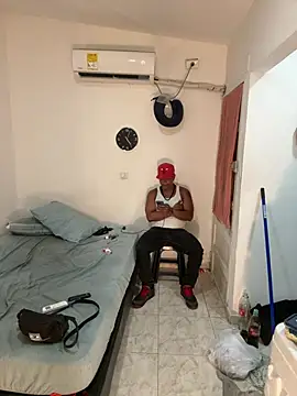 bigdick211292 (M young) - Cum for everybody 😈🍆🥛🔥🥵