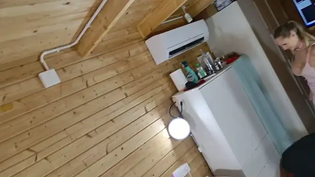 wild41 (G young) - Doggy-Style