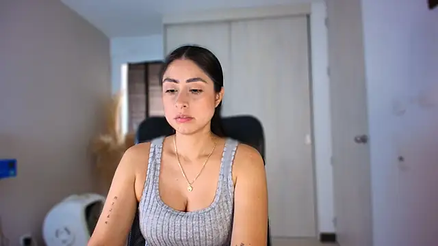 auroracaruso11 webcam