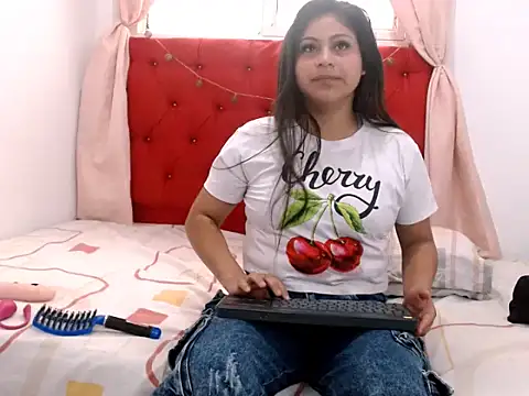 SweetsLatinas webcam