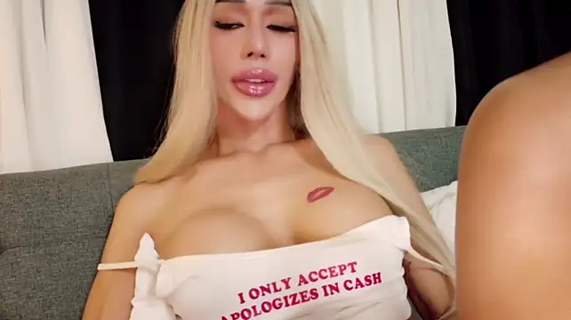 Forever_MissCandace webcam