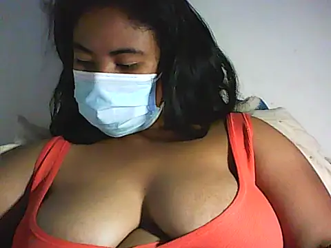 Artinah22 webcam