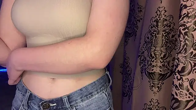 SelenaBrook webcam
