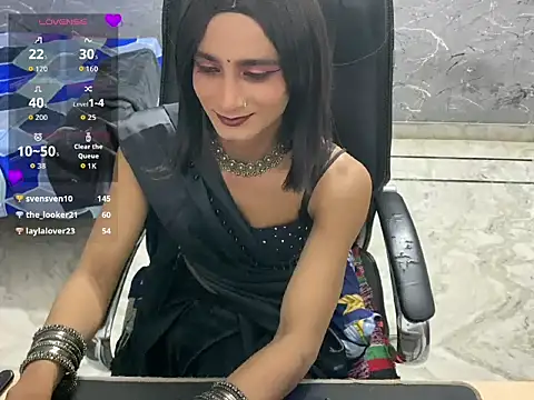 LuvLayla webcam