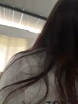 ValenSuarez25 live cam on StripChat