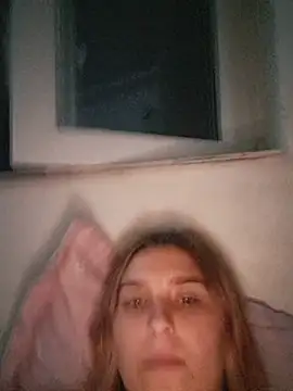 mihaela189 live cam on StripChat