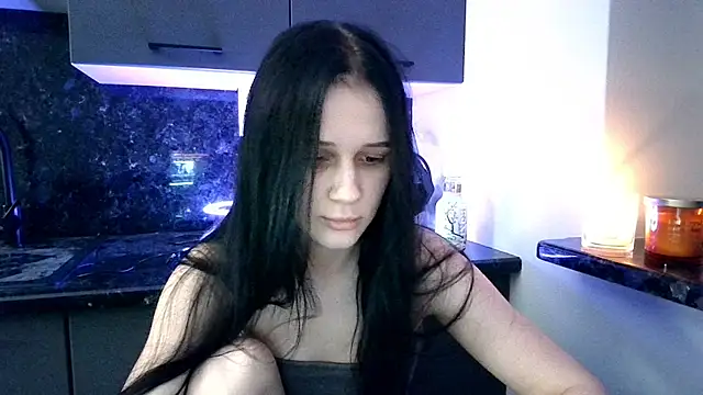 Juicy-Elis live cam on StripChat