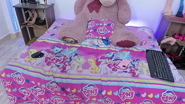 SusanLustTV webcam