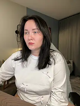 Kiss_My_Body webcam