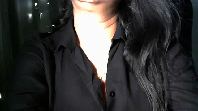 Secret_Dessire webcam