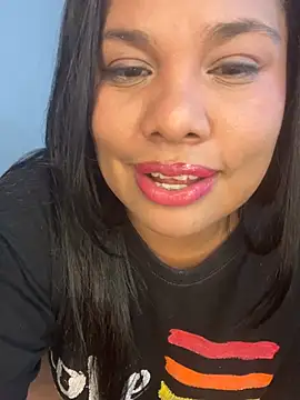 Rashell1_Queen live cam on StripChat