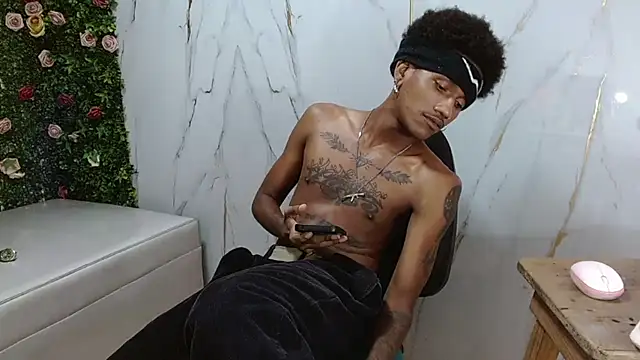 ManSant live cam on StripChat