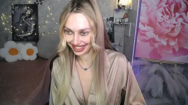 NickyAdamidi webcam