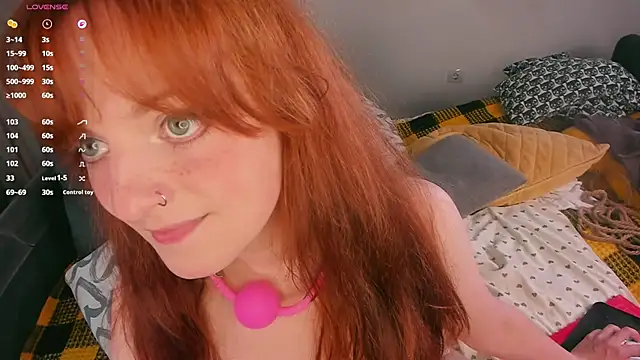 Alice_CutePerv webcam