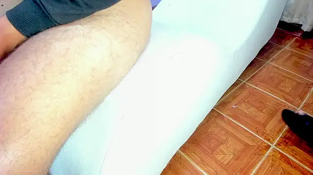 AmazingOrgasm webcam