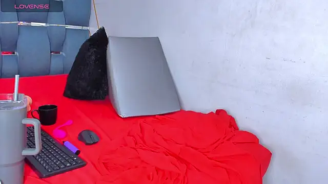 madelinesquirt webcam