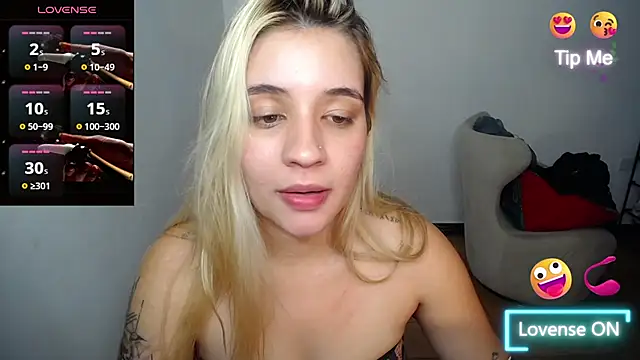 Ambar_lynn01 live cam on StripChat