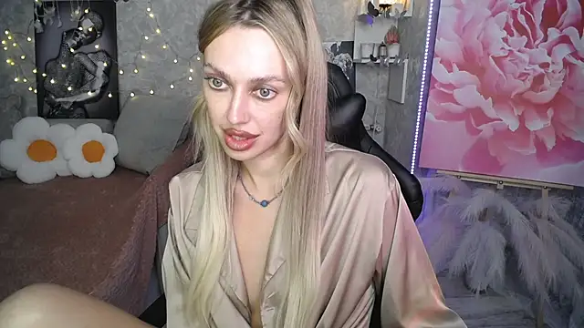 NickyAdamidi webcam