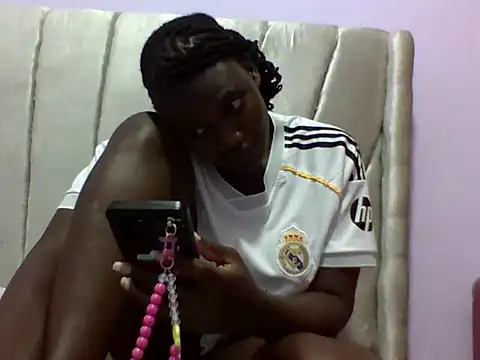 Sunsetsoulmates live cam on StripChat