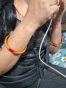 SONIYABHABHI90 live cam on StripChat