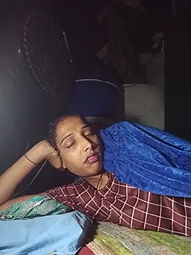 Pinki_thakur_1
