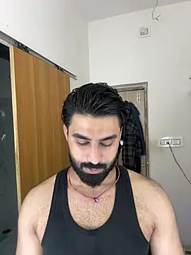 Royalboy_03 live cam on StripChat