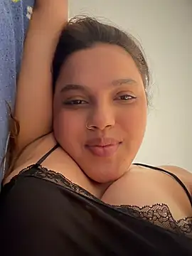 Colibri_xxx live cam on StripChat