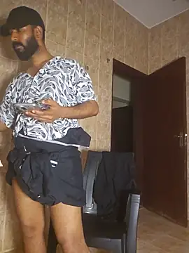 Mallukiran live cam on StripChat