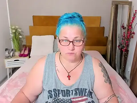 Sugarmommy_69X webcam