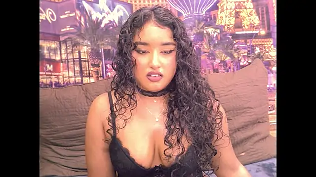 IndianAngel4u live cam on StripChat