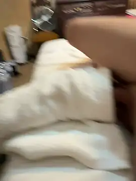 Hotguyj