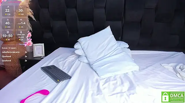 Ava_Bonny live cam on StripChat
