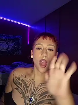 osiris_ss live cam on StripChat